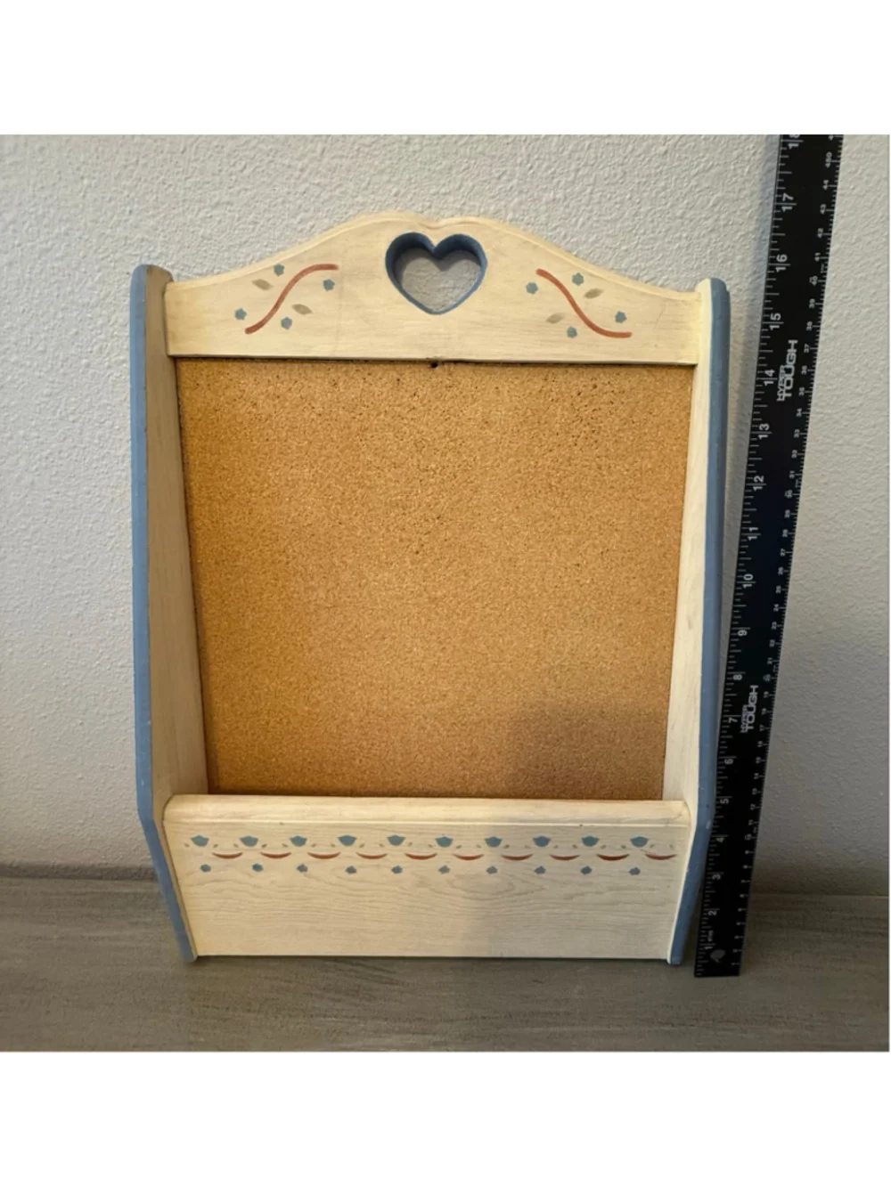 Vintage 80s/90s Country Folk Art Wooden Cork Board Mail Organizer – Heart Cutout